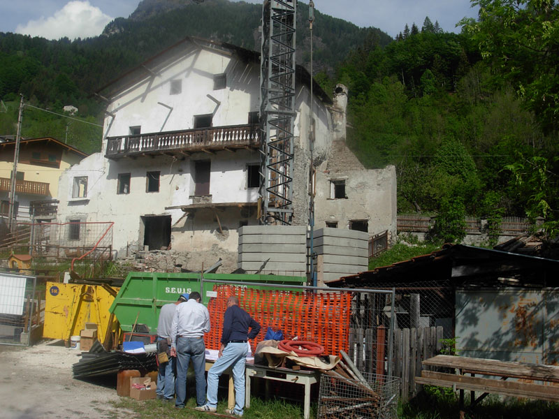 demolition old building residence villa celestina rocca pietore belluno deon group construction company