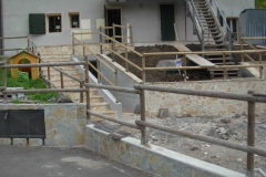 fences wooden handrail stone wall residence villa celestina deon group construction company istrana